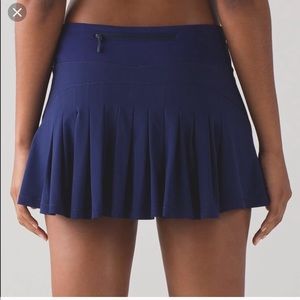 Lululemon circuit breaker skirt